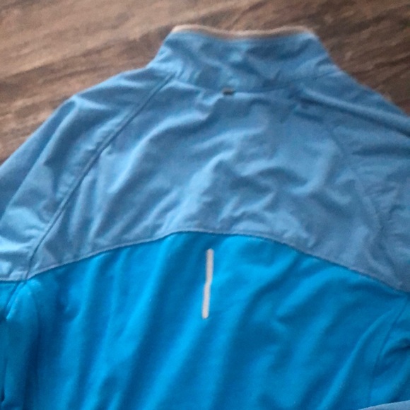 Nike running coat - Picture 5 of 5